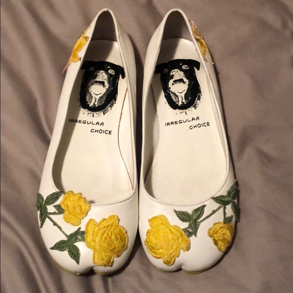 Irregular Choice Yellow Rose Shoes size 39/40
